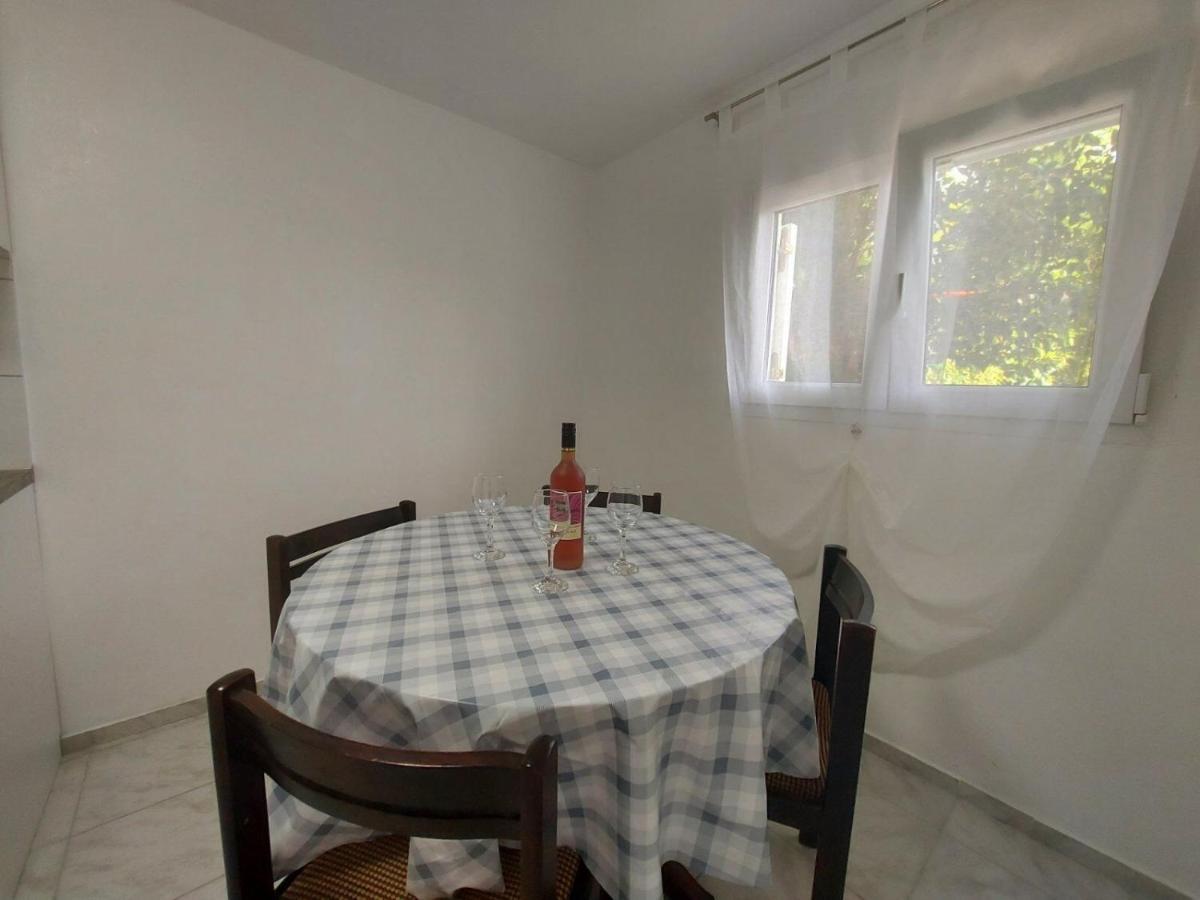 Apartment Jadranka Dramalj Bagian luar foto