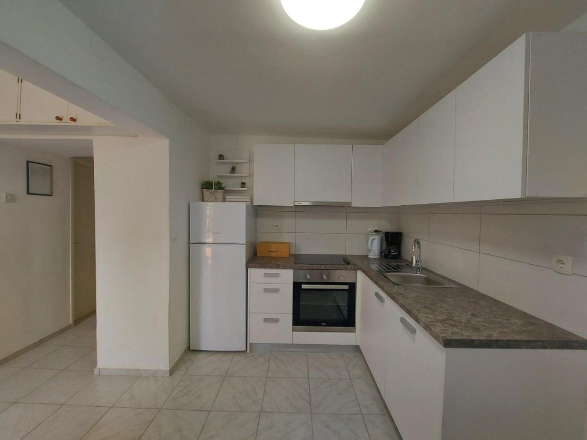 Apartment Jadranka Dramalj Bagian luar foto