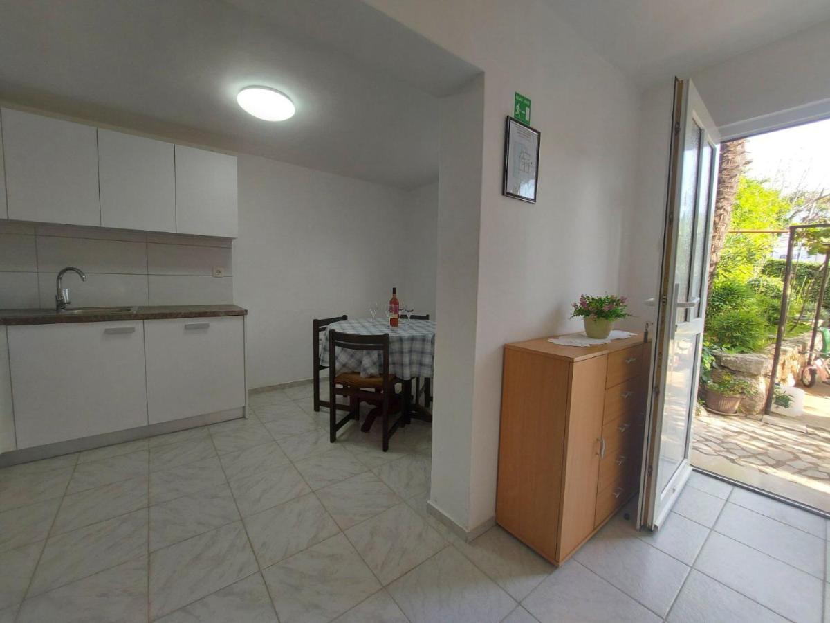Apartment Jadranka Dramalj Bagian luar foto