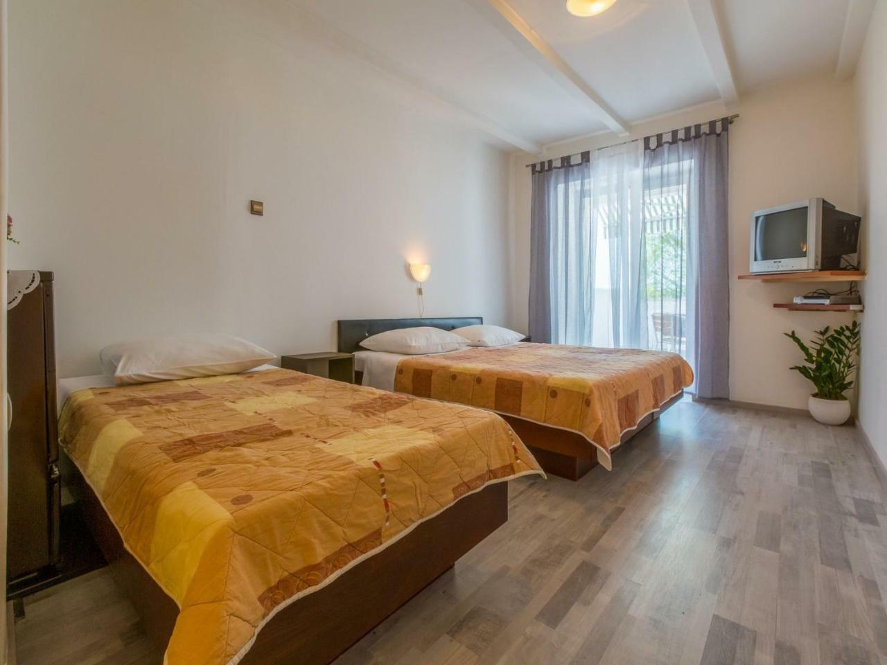 Apartment Jadranka Dramalj Bagian luar foto