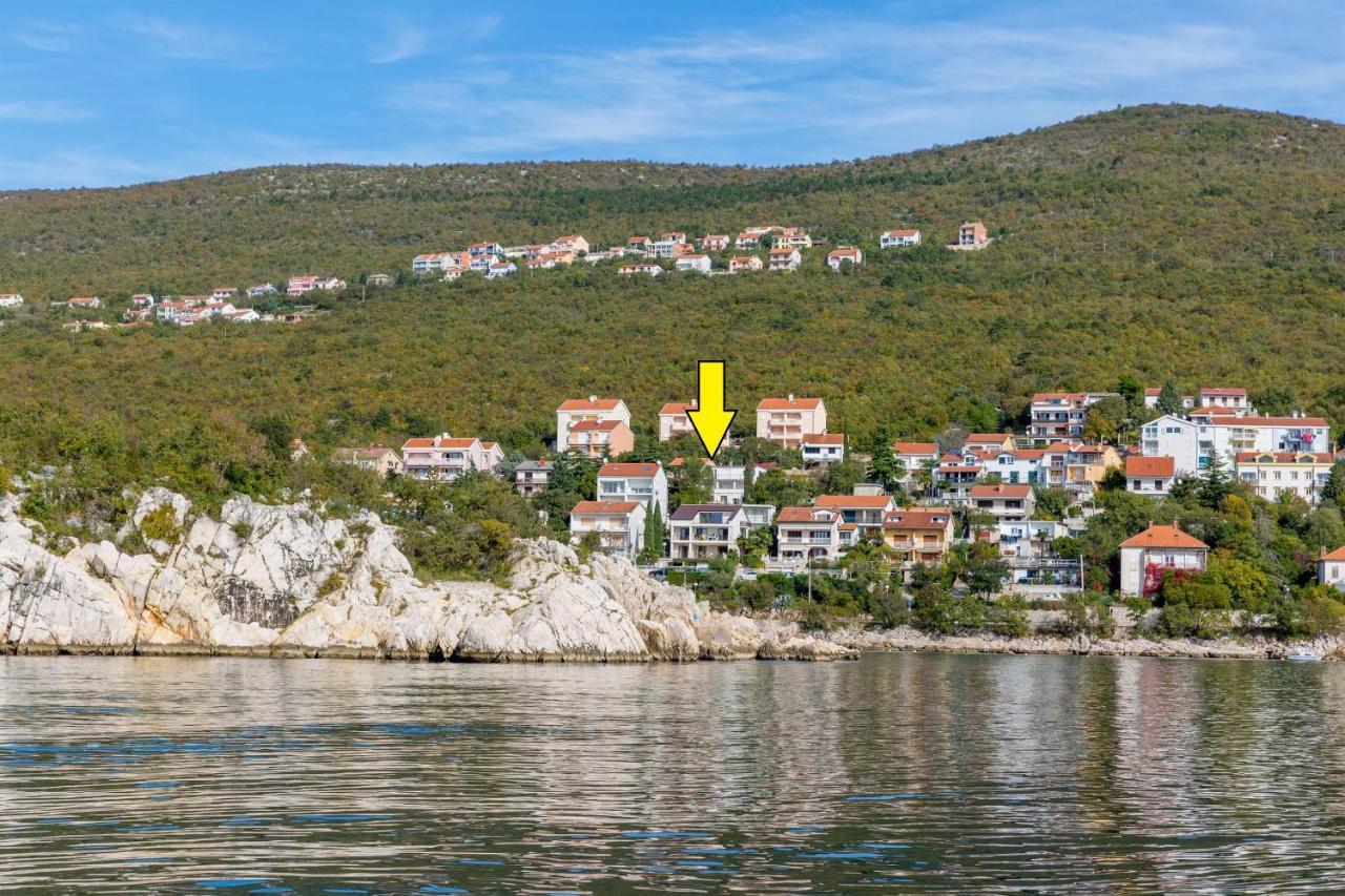 Apartment Jadranka Dramalj Bagian luar foto